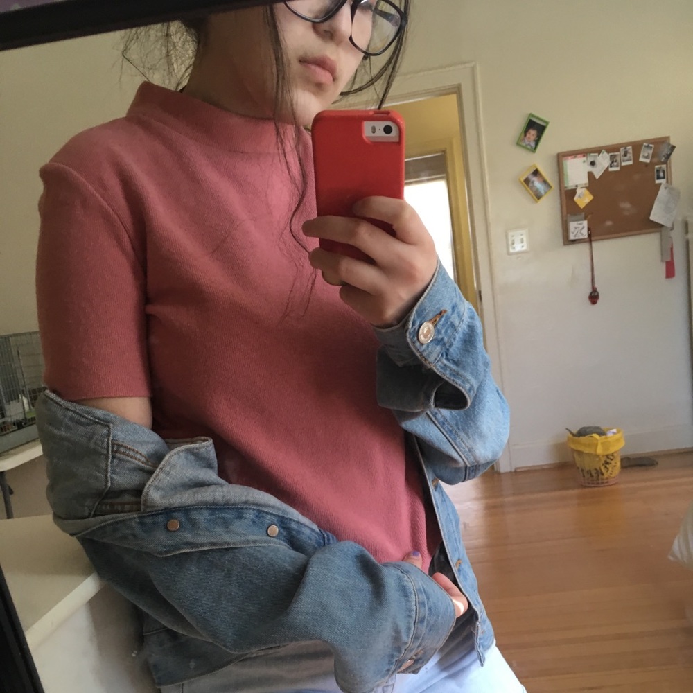 Dusty rose short sleeve shirt with mock collar